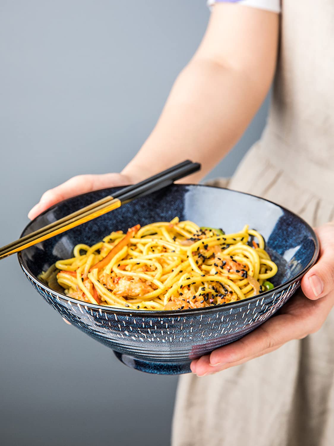 Lot de 8 bols à ramen japonais en céramique, 2 bols à ramen avec bol en céramique pour baguettes et cuillère à cadre pour nouilles asiatiques et udon (ensemble 2 pièces)