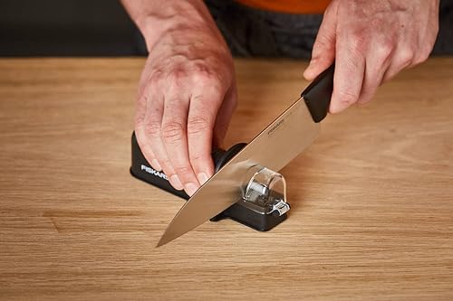 Miniatura 4 de Fiskars, Afilador de cuchillos con piedra de afilar de cerámica, tamaño único, negro