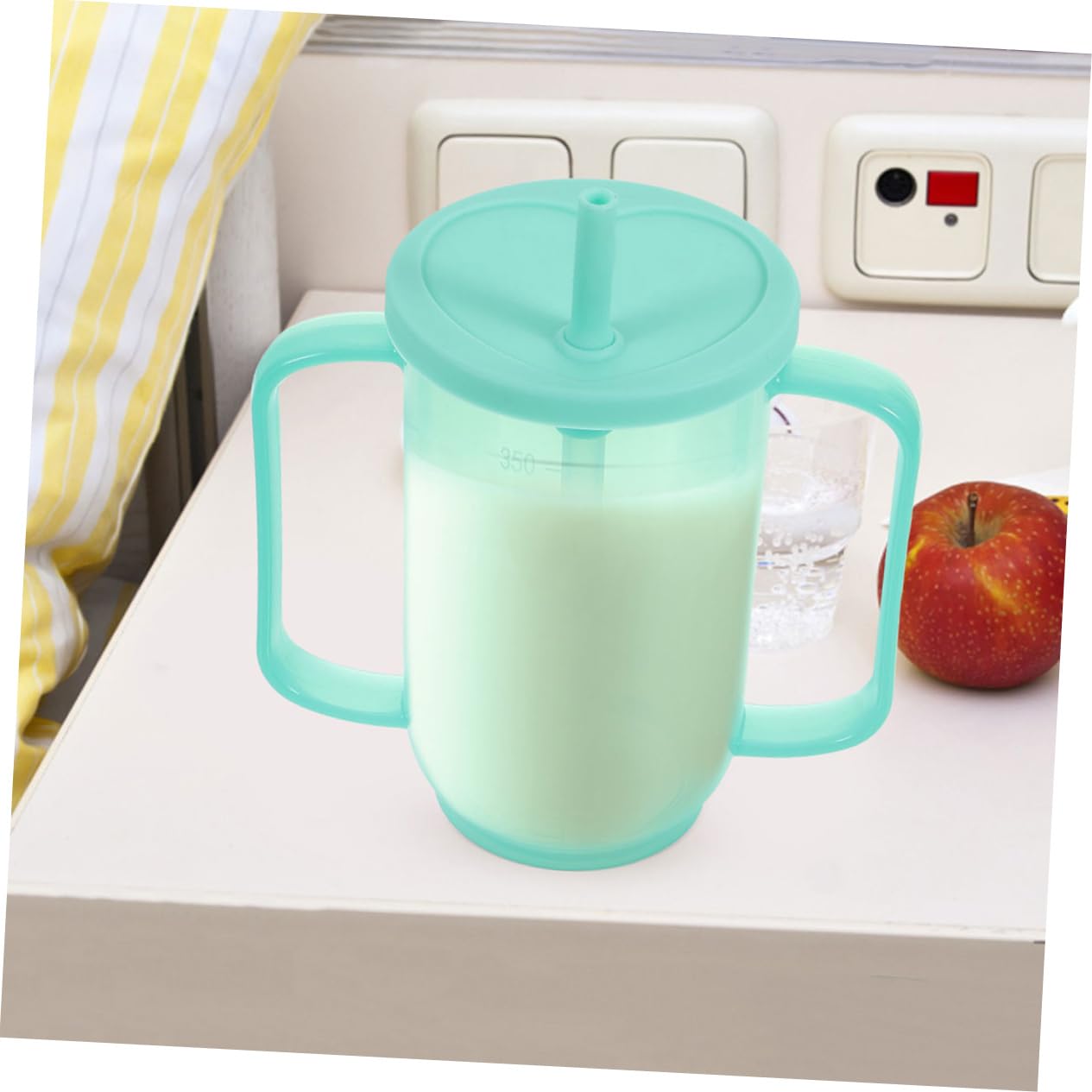 FRCOLOR Set 2 Tazze per Anziani 350ml, Design Ergonomico, Bicchieri Antigoccia e Versatili per Assistenza Anziani e Pazienti Letto
