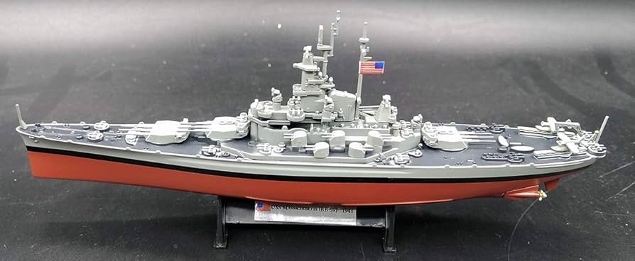USS MASSACHUSETTS BB-59 1/350 プラモデル Amazon | トランペッター 1/350 アメリカ海軍 BB-59