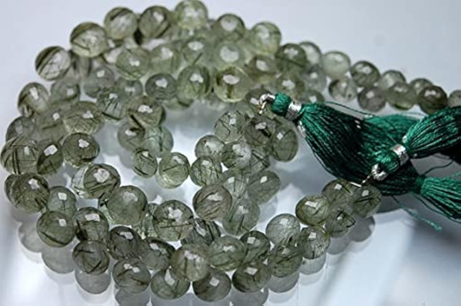 Briolettes quartz rutilé vert de prestige, gemmes facettées oignon 7-9mm
