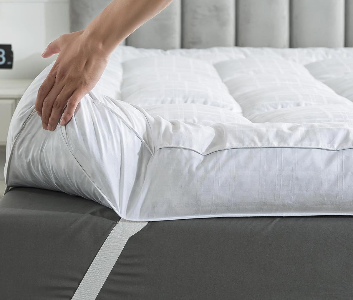 WhatsBedding Duck Feather Bed Mattress Topper, 100% Cotton Memory Foam Mattress Topper, 2500GSM Overfilled Pillow Top, Hotel Collection