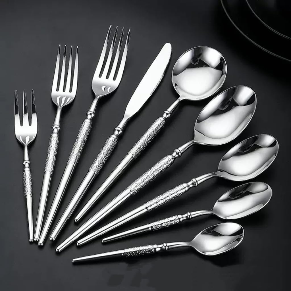 Ce Service de Couverts pour 6 Personnes Comprend 24 pièces de Couverts à Manches martelés en Acier Inoxydable, Un Ensemble Moderne et Unique de cuillères et fourchettes Rondes, des ustensile