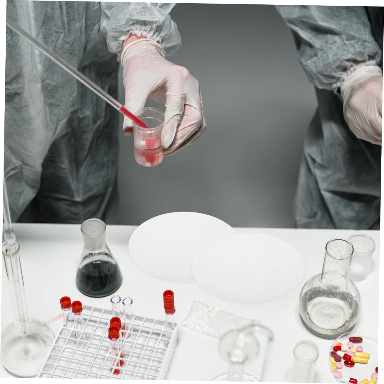 Gatuida Filtro per Applicazioni Chimiche 100 Pezzi Ritenzione Particelle Carta Qualitativa 18cm, Flusso Medio da Laboratorio ed Esperimenti