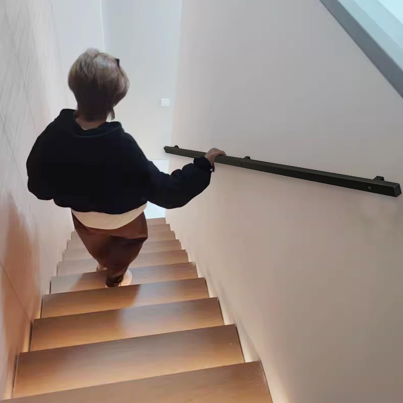 Rampe d'escalier en fer forgé noir de 480 cm avec supports muraux pour intérieur