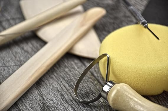 Ahşap Saplı Seramik ve Doğal Kil Hamuru Oyma Şekil Verme Alet Seti Yeni Başlayanlar İçin Ceramic Şekillendirme El Aleti Seti (Kırmız Kil/Terra Cotta Clay) Pottery Tool kit