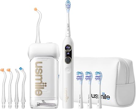 مجموعة 5 في 1 من فرشاة الأسنان الكهربائية الذكية usmile C10 باللون الأبيض، وفرشاة الأسنان الكهربائية الذكية Y10 PRO باللون الأبيض، وفوهات على شكل حرف S، ورؤوس فرشاة بديلة وحقيبة سفر، ومجموعة كاملة للعناية بالفم للمنزل والسفر