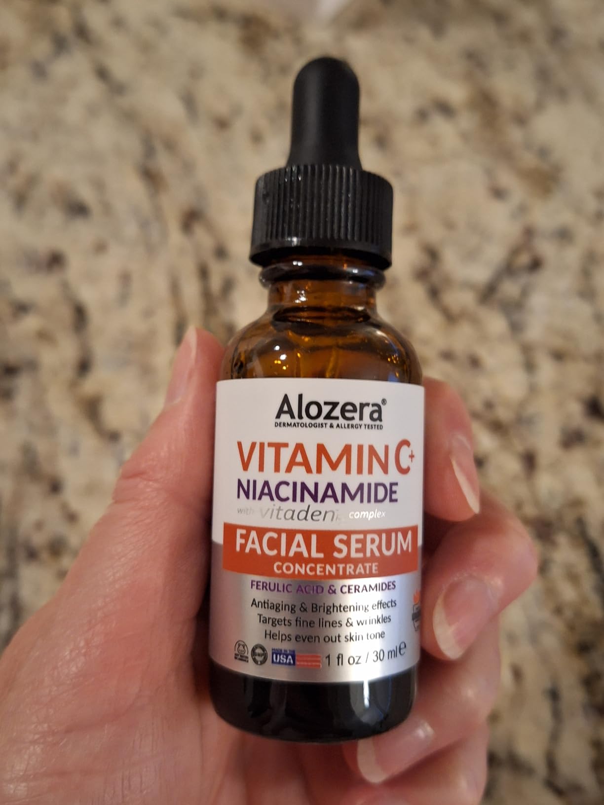 Alozera Vitamin C Facial Serum with Niacinamide & Ferulic Acid, Anti-Aging Serum for Visible Brightening, Glowing & Radiant Skin, Concentrated, Gentle & Effective, Day & Night