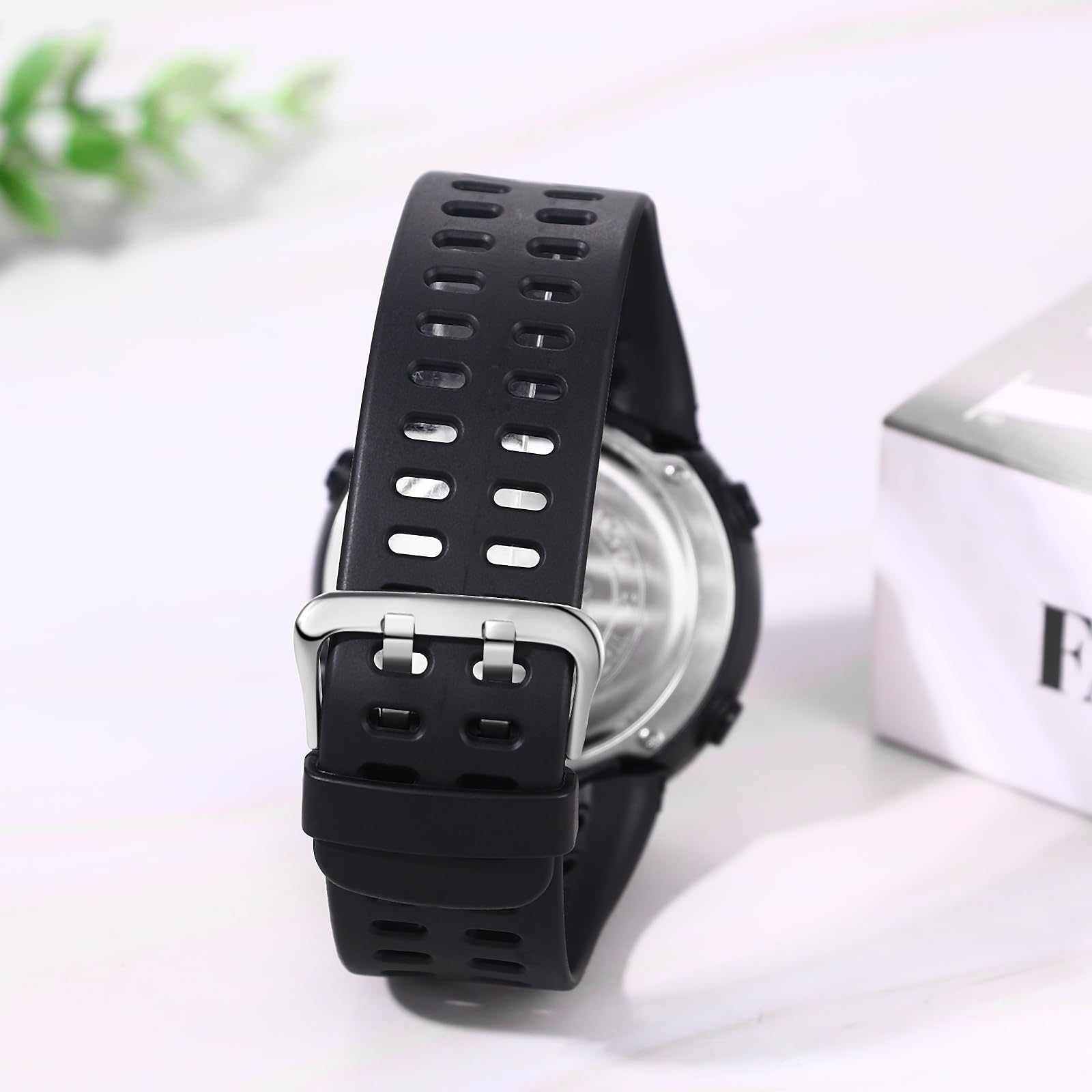 JewelryWe Męski zegarek wielofunkcyjny, cyfrowy zegarek na rękę: 4 sztuki, 5 ATM, wodoszczelny, elektroniczny zegarek cyfrowy, męski, silikonowy pasek, duży zegarek sportowy z oświetleniem LED