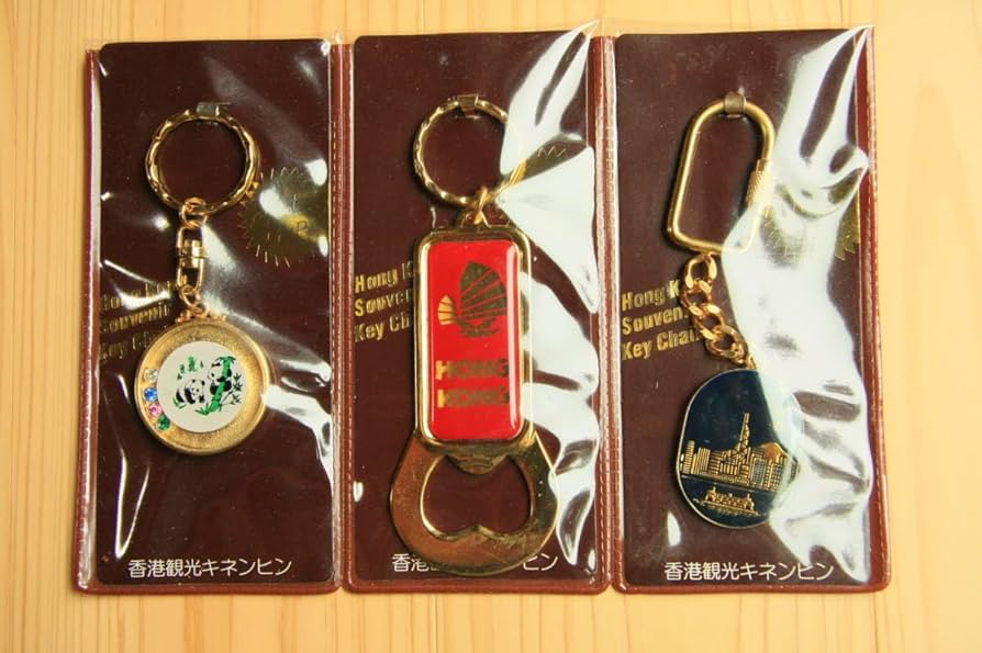 ［公式品］NJZ Complexcon香港限定 キーホルダー パフ　ハニ 2点 NJZキーホルダーパフ＋トレカ 公式品］NJZ Complexcon香港限定