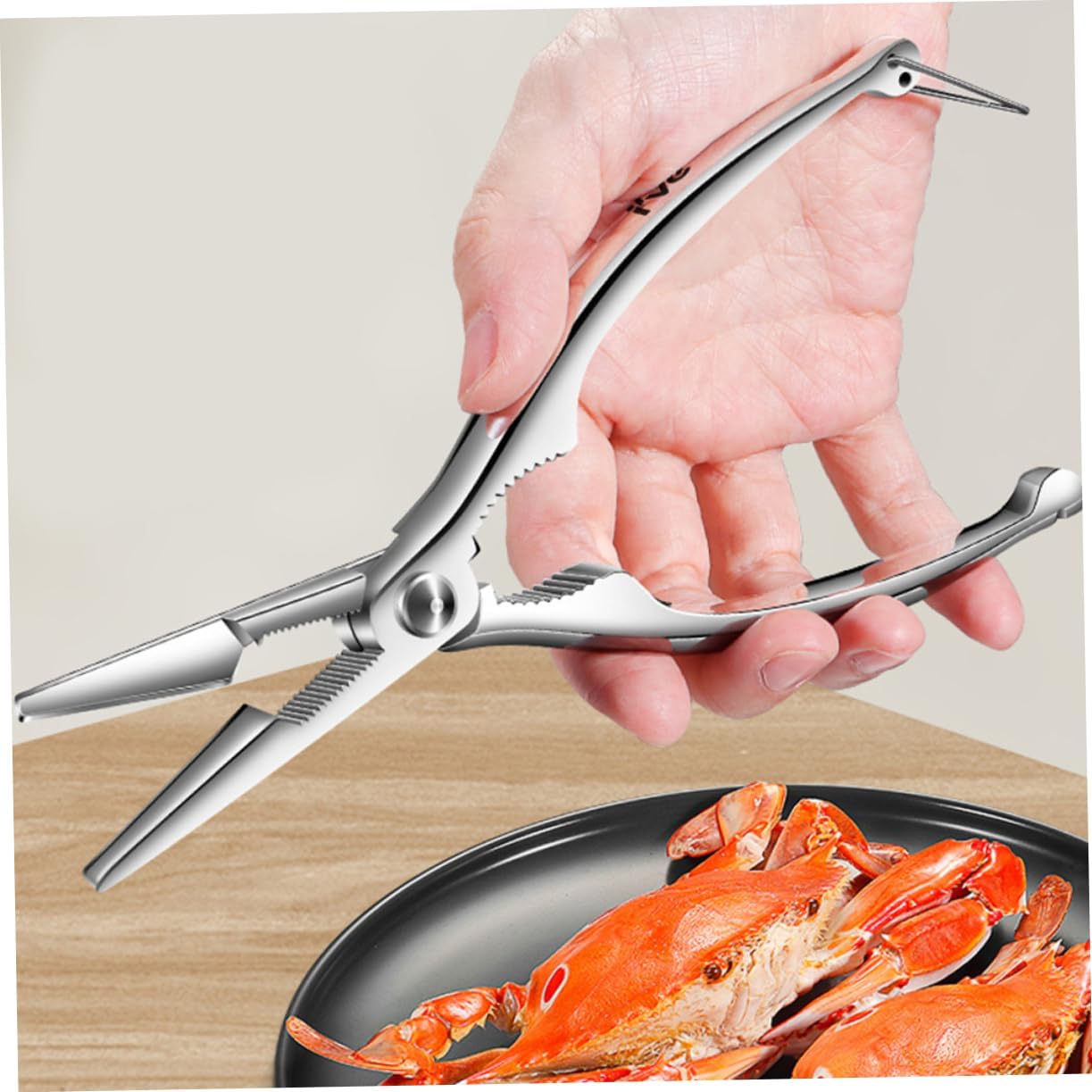 Zerodeko 1set Stainless Steel Seafood Tool Crab Crackers and Forks for Effortless Shellfish Eating Includes Portable Storage Case for Crab Legs Lobster and Oysters