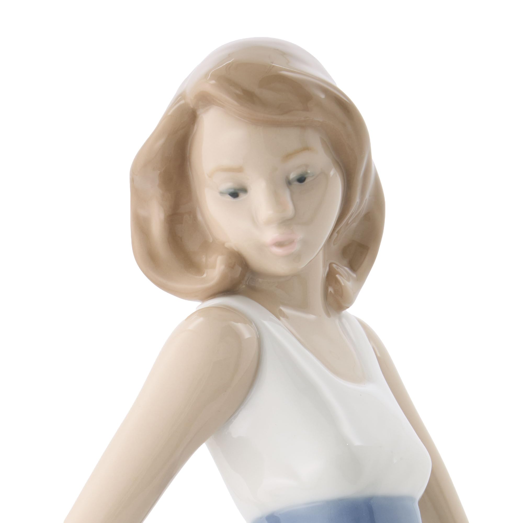 ✨リヤドロ ナオ(NAO) [蝶と戯れて] 新品未使用品 (正規品) ✨リヤドロ ナオ(NAO) [蝶と戯れて] 新品未使用品 (正規品) オブジェ