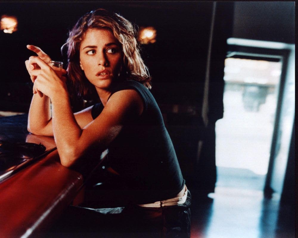 does amanda peet smoke cigarettes Posterazzi Amanda Peet Sitting At Bar Photo Print (16 x 20)