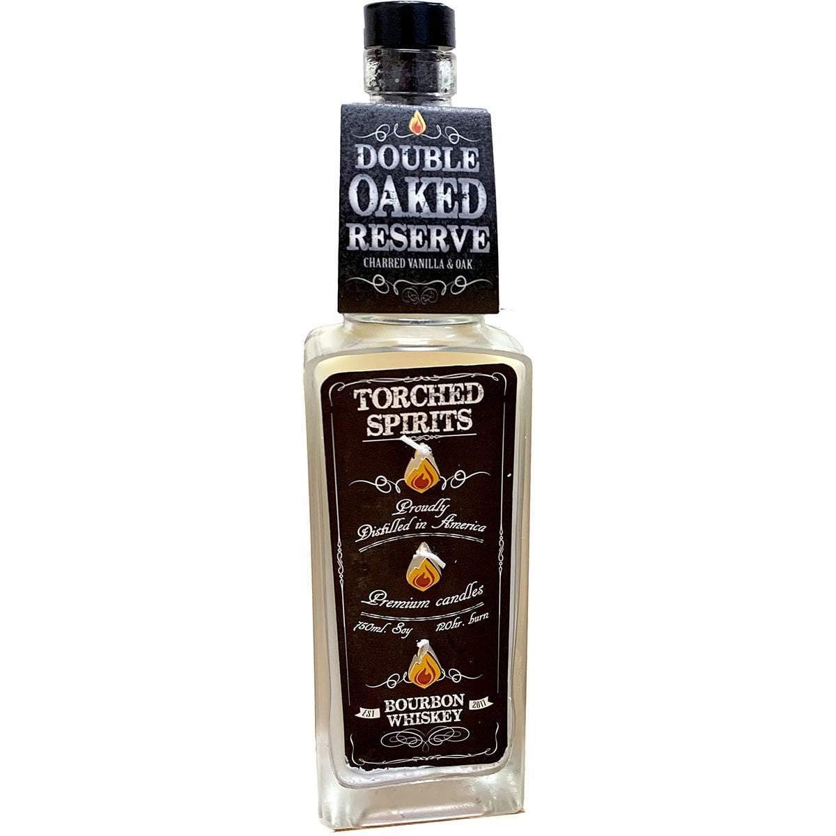 Torched Spirits - Velas perfumadas en botella de whisky, vela de cera de soja natural, fragancia de caramelo y praliné, gran regalo para hombres, amantes del bourbon y el whisky, decoración de cueva