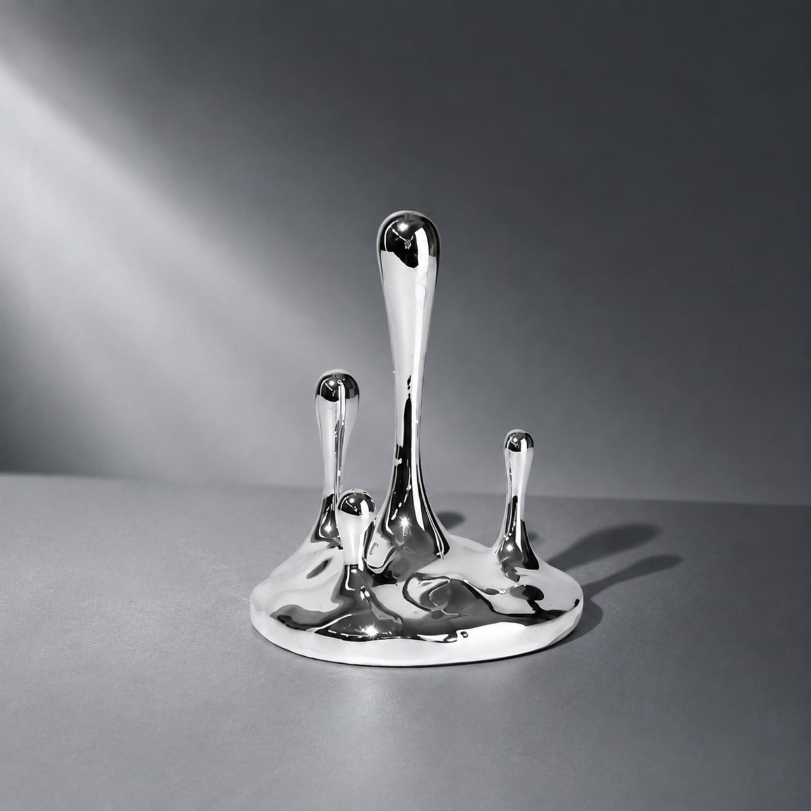 Dekorative Harzskulptur mit metallischer Oberfläche modern minimalistisch metallische Harzskulptur dreidimensional Figurenskulptur für Wohnzimmer, S
