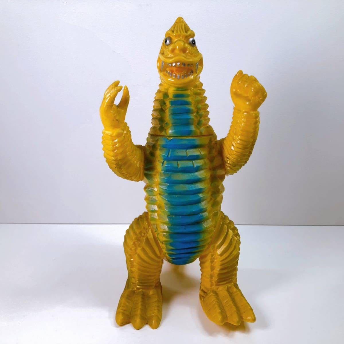 Amazon.co.jp: 110 ブルマァク ジャイアントレッドキング ソフビ  