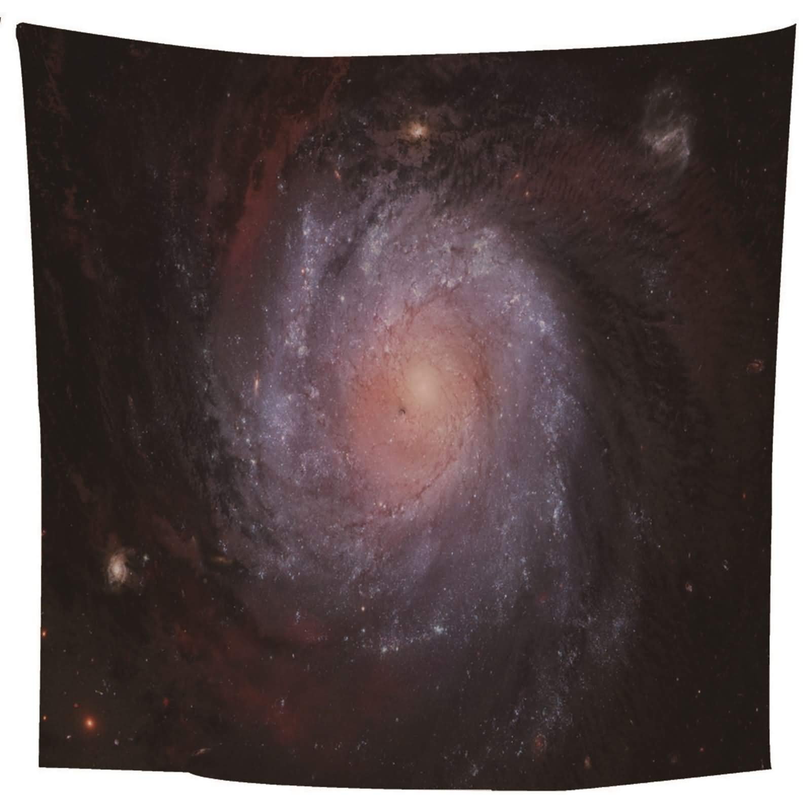 Tapisserie murale galaxie pour habiller un mur vide sans peinture dans votre chambre