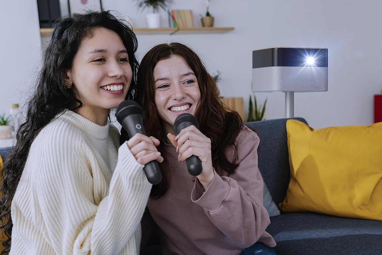 Epson Kabelloses Karaoke-Mikrofonpaar ELPKM01 – Kristallklare Vocals, Sechs Klangmodi, Bis Zu 15 Stunden Ununterbrochene Spielzeit - Kompatibel Lifestudio Smart-Projektoren
