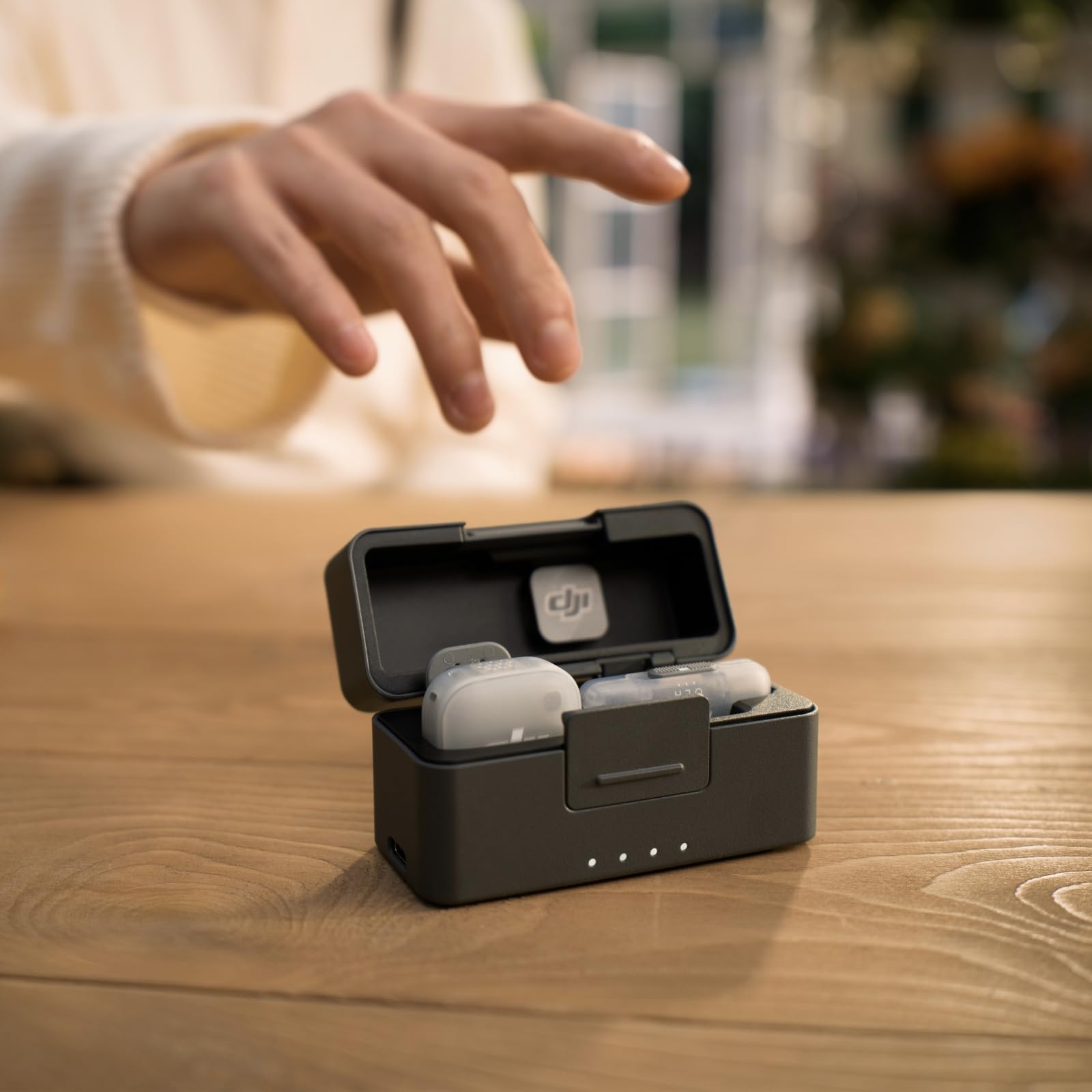 Amazon.co.jp: DJI Mic Mini 2 充電ケース（1 TX + 1 モバイル RX