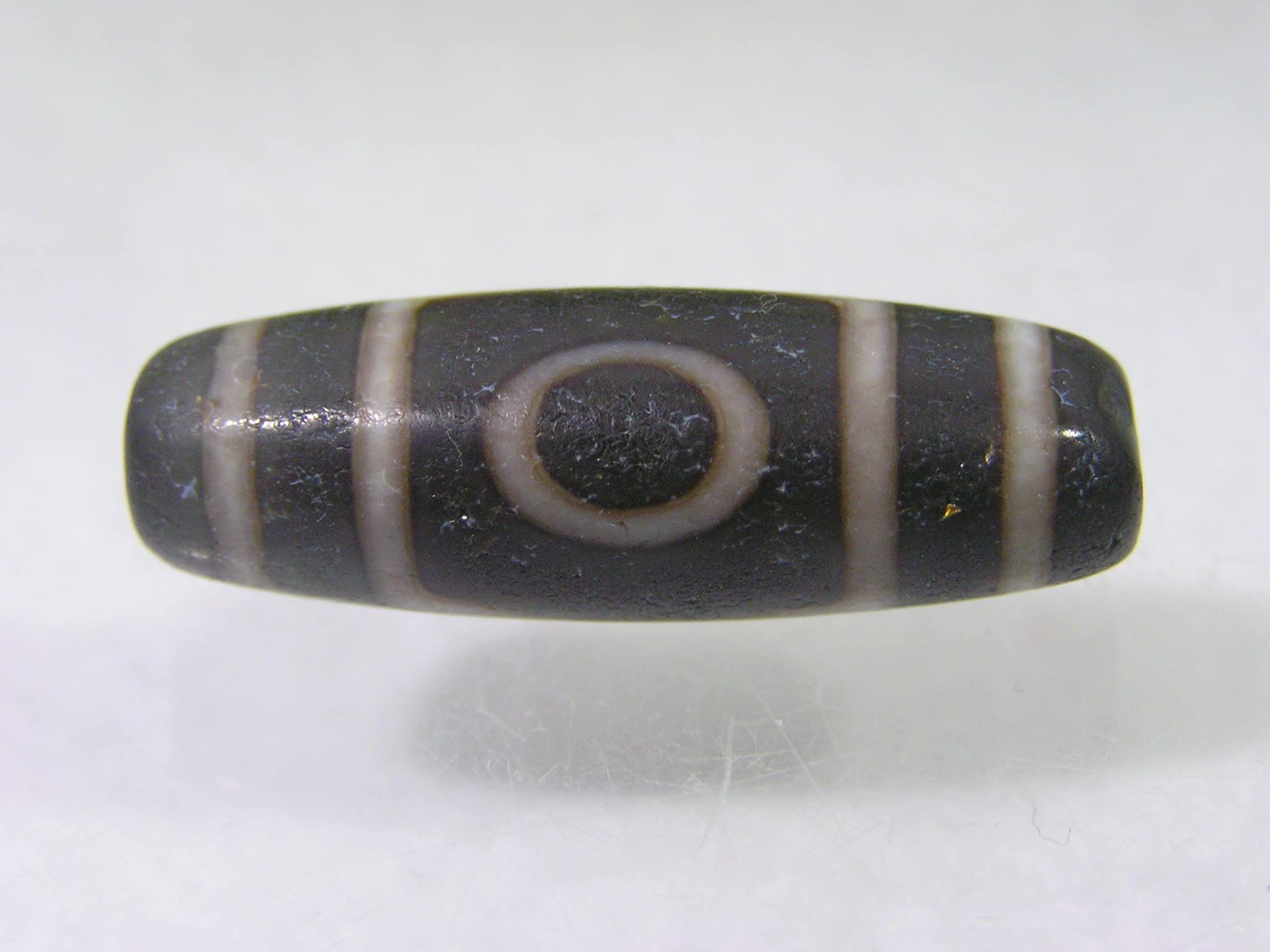 Amazon.co.jp: チベット天珠 老鉱 三眼天珠（さんがんてんじゅ