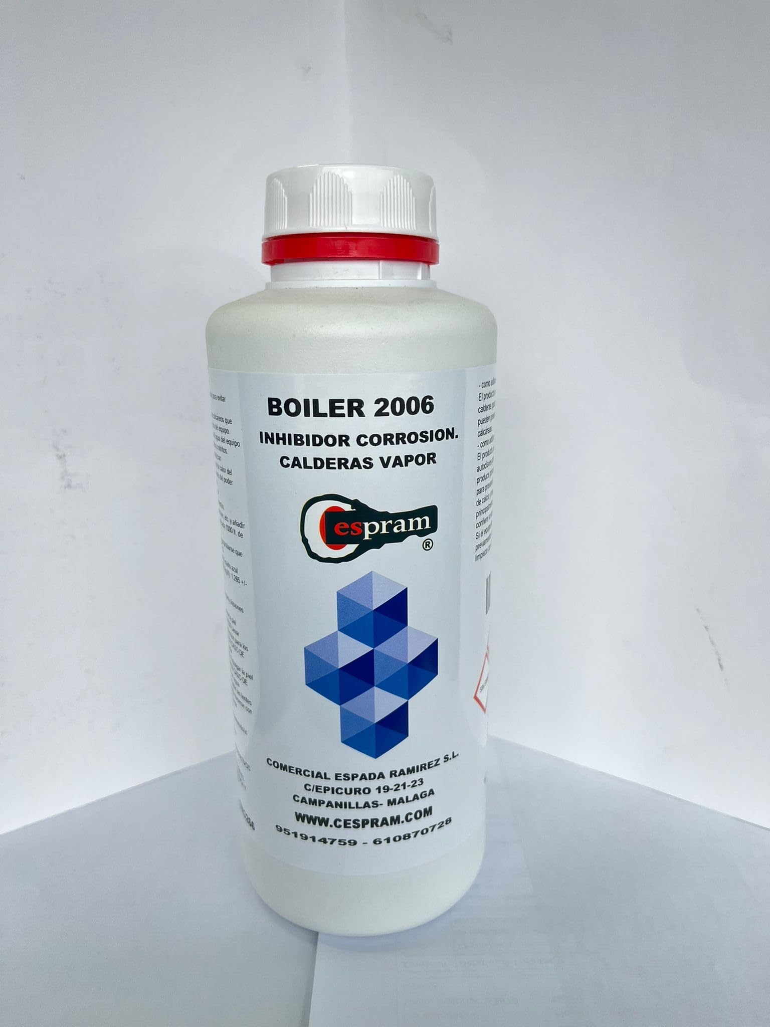 Inhibidor de corrosión e incrustación en caldera de vapor. Boiler 2006. Envases de 5, 10 y 30 litros. (5)