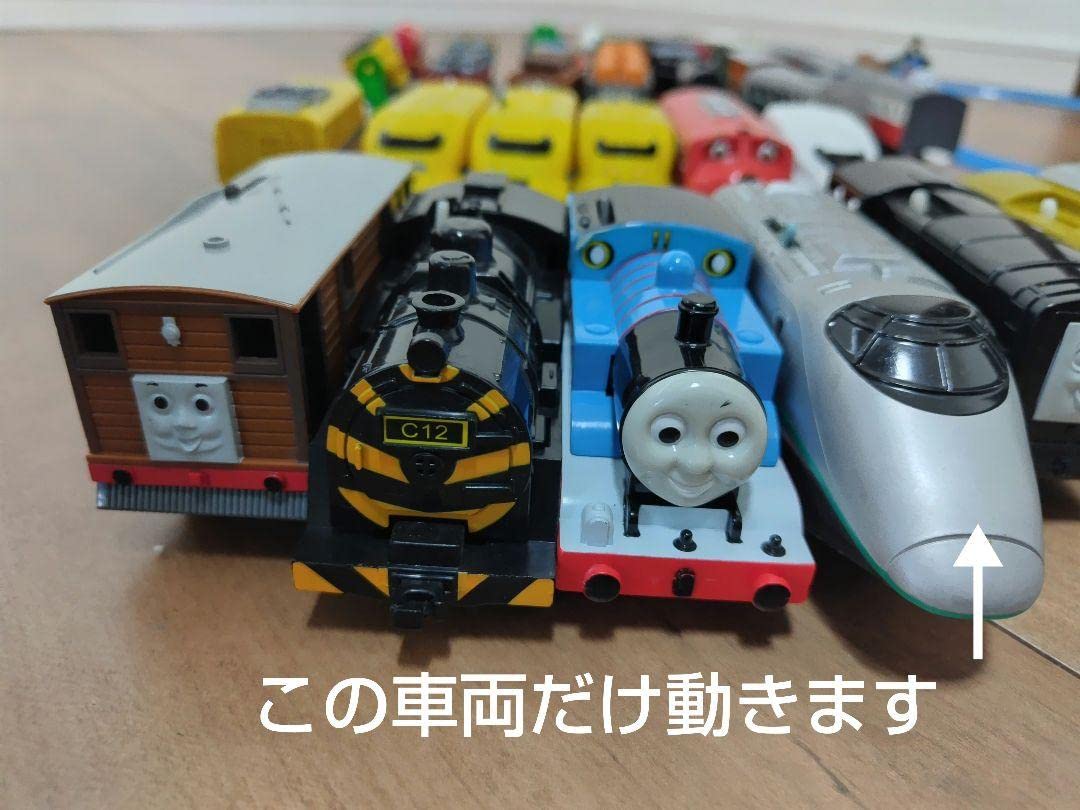 TOMIX トーマスと客車セット ジャンク TOMIX トーマスと客車セット ジャンク