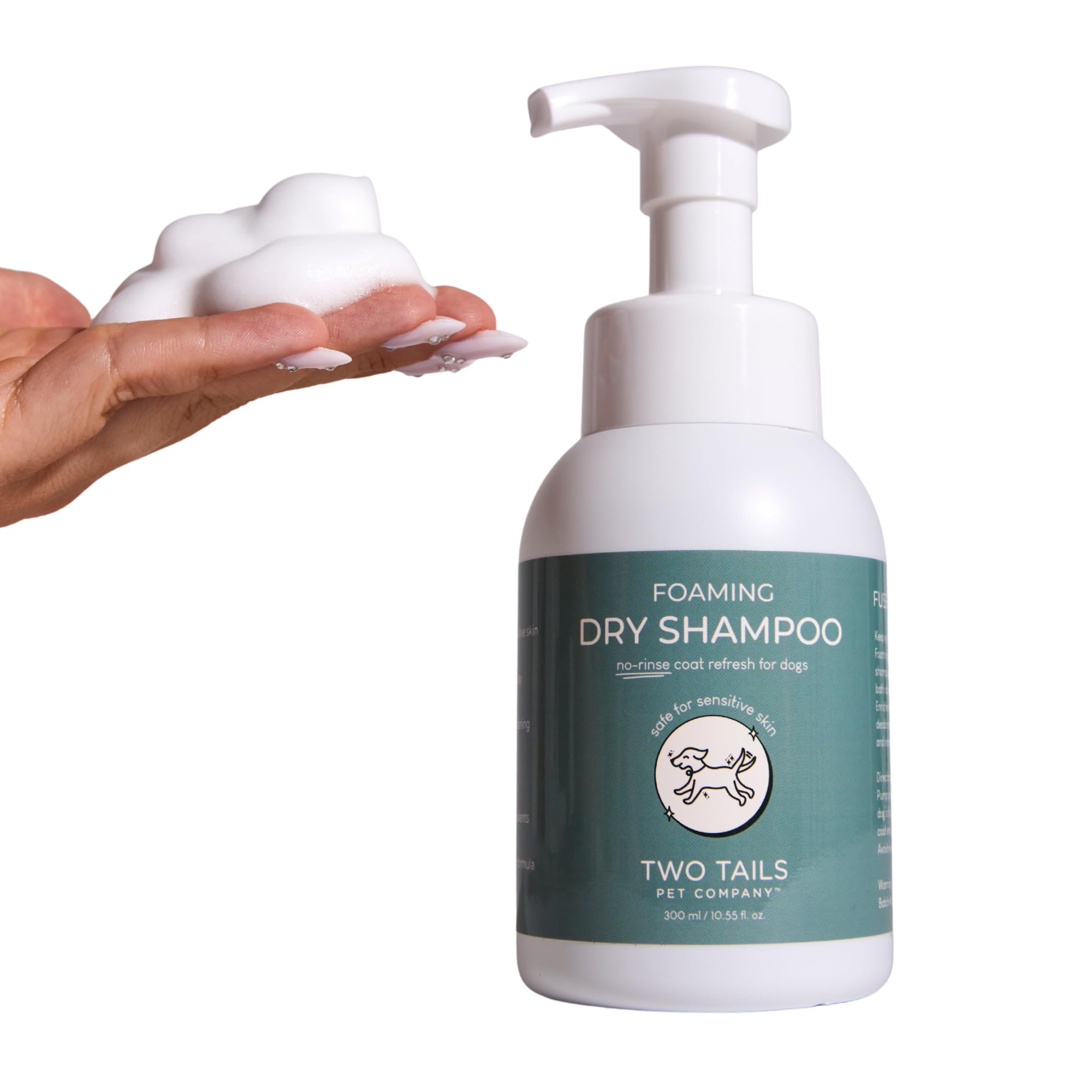 Two Tails Pet Company Foaming Dry Shampoo for Dogs – Waterless No-Rinse Dog Shampoo, Coat Refresher & Deodorizing Foam, Gentle for Sensitive Skin, 10.55 fl oz