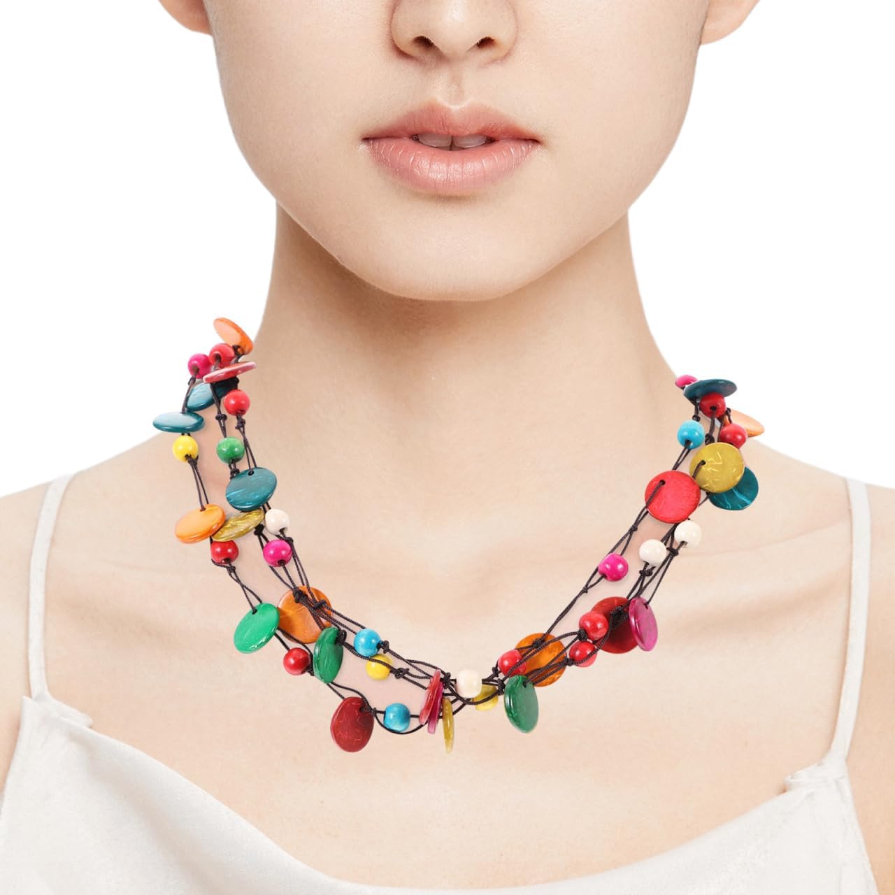 IMIKEYA Bohemian Coconut Shell Necklace for Women Geometric Beads Pendant Collarbone Chain Vintage Style Fashion Jewelry for Parties Beach and Daily Wear