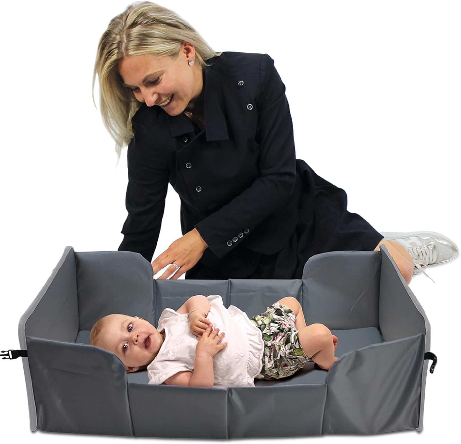 Dooky Original Traveller - lettino pieghevole per bambini - super leggero, tasche esterne, 41 x 74 cm (assemblato) /41 x 26 cm (piegato), 100% poliestere, nero