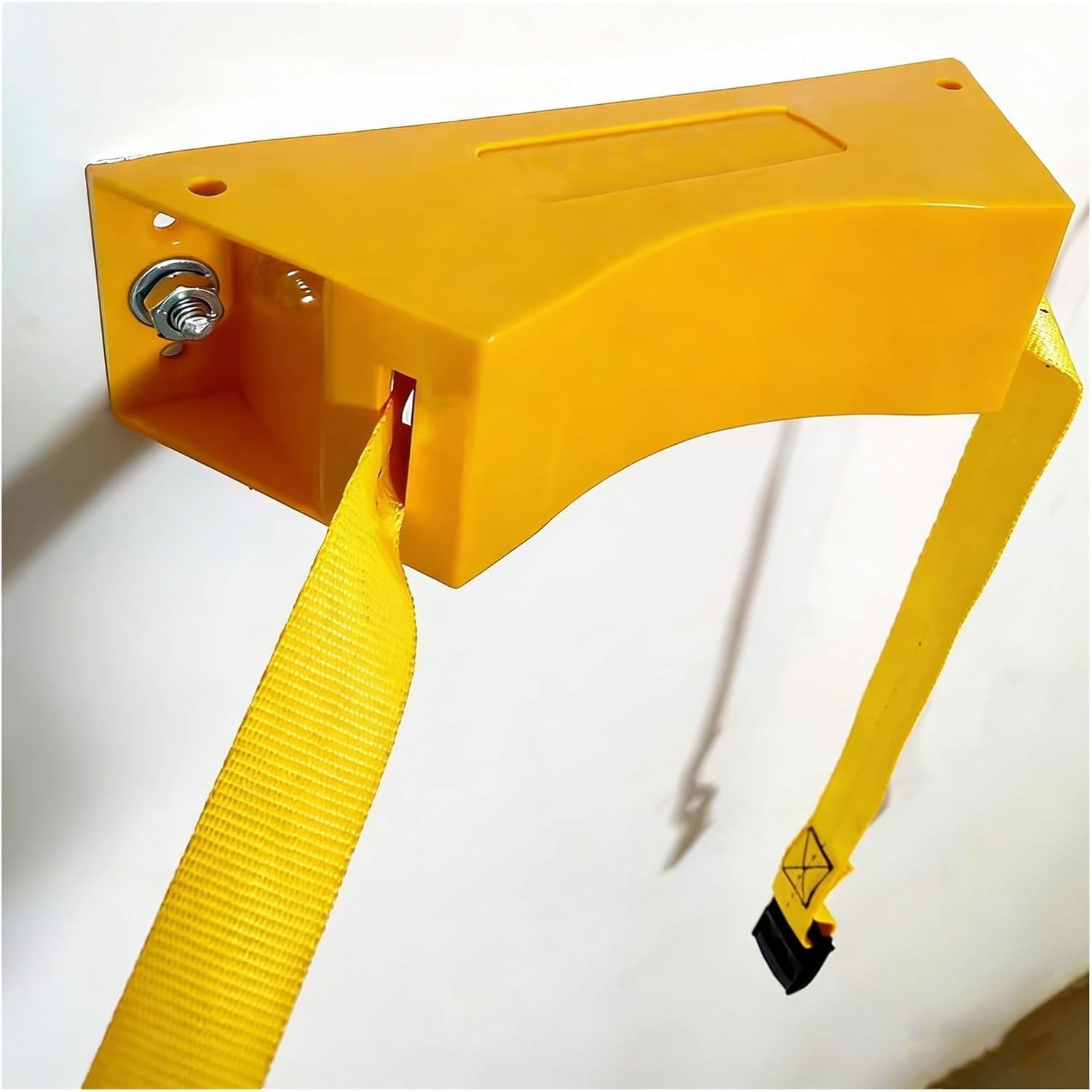 Wall Mount Oxygen Cylinder Storage Rack with Adjustable Nylon Strap, for Secure Cylinder Storage(Yellow)