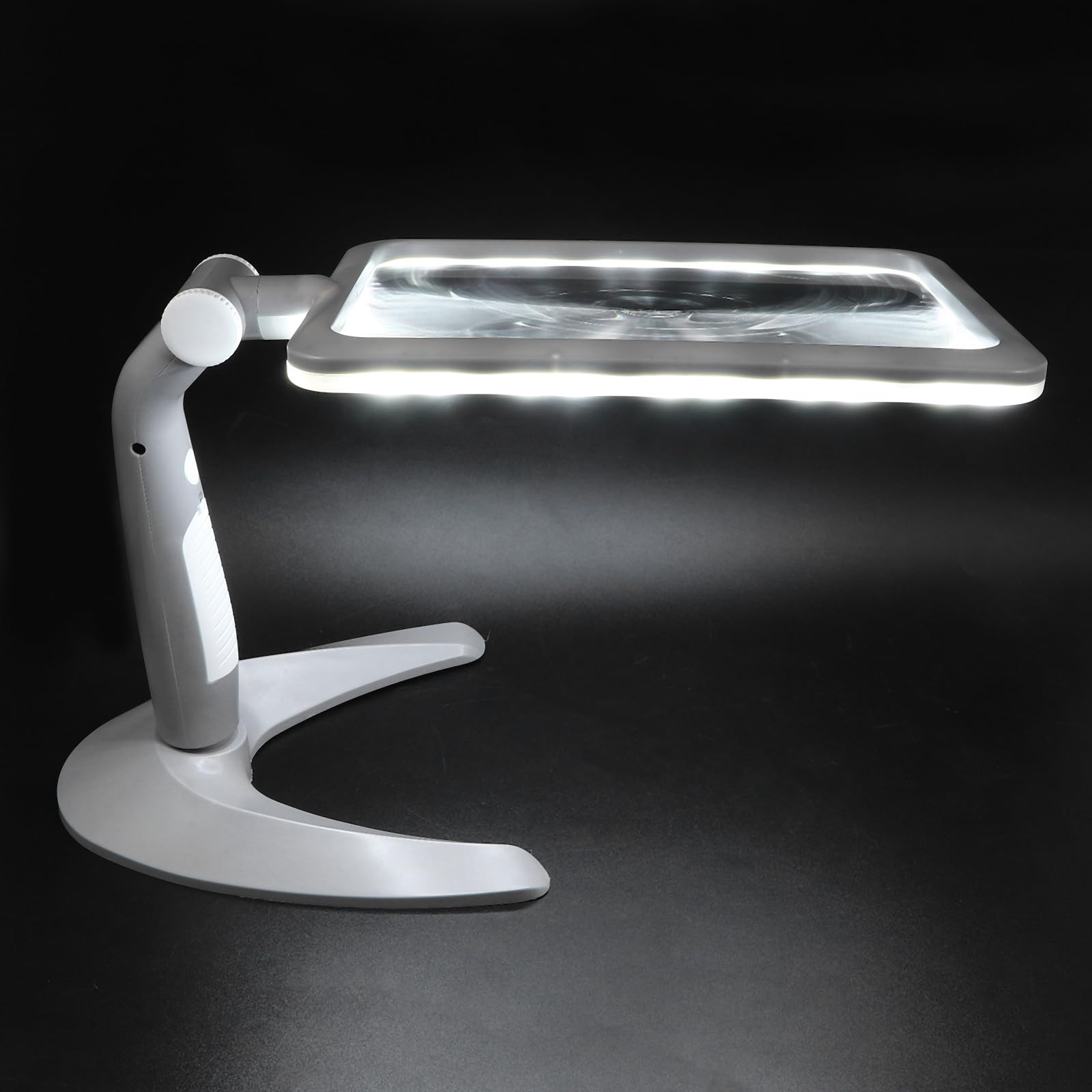 ABOOFAN Leselupe mit Beleuchtung 48 LED Handlupe zum Lesen mit 2,5 facher Vergrößerung Leicht und Tragbar aus Abs und Acryl Inklusive Ständer für Senioren und Zeichnen