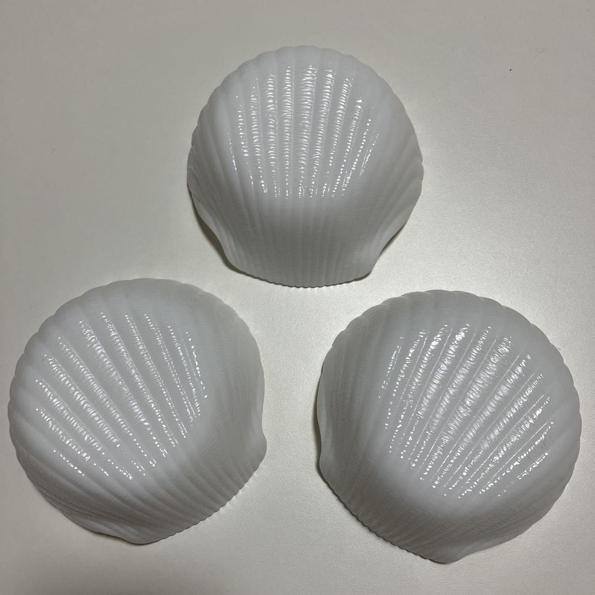 Amazon.co.jp: arcopal France シェル型 貝殻 3個セット 小鉢 月桂冠