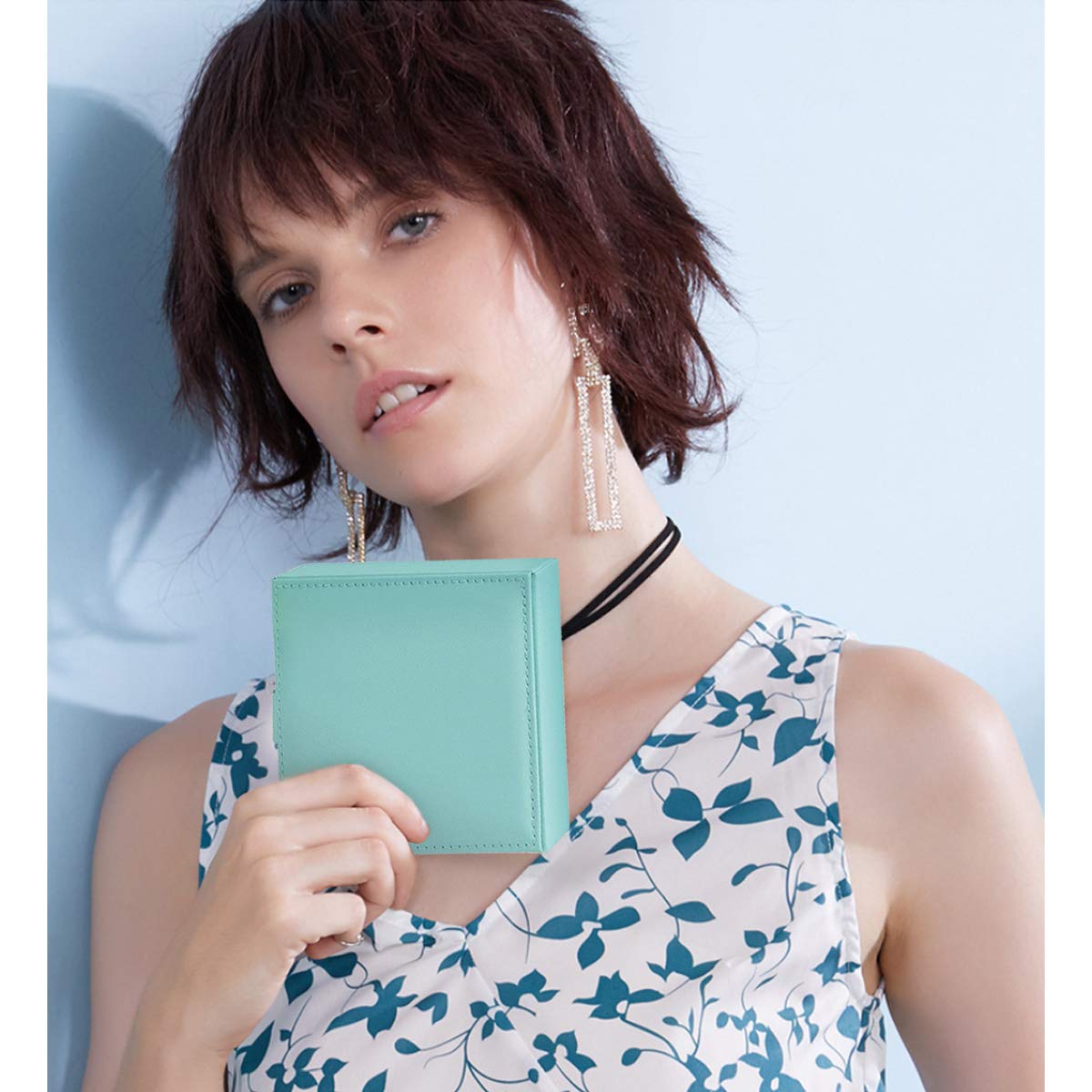 Euclidean Cube Small Jewelry Box for Women - Travel Jewelry Organizer Portable Storage Earring, Necklace, Bracelet, Rings - PU Jewelry Case Gift for Girls (Blue)