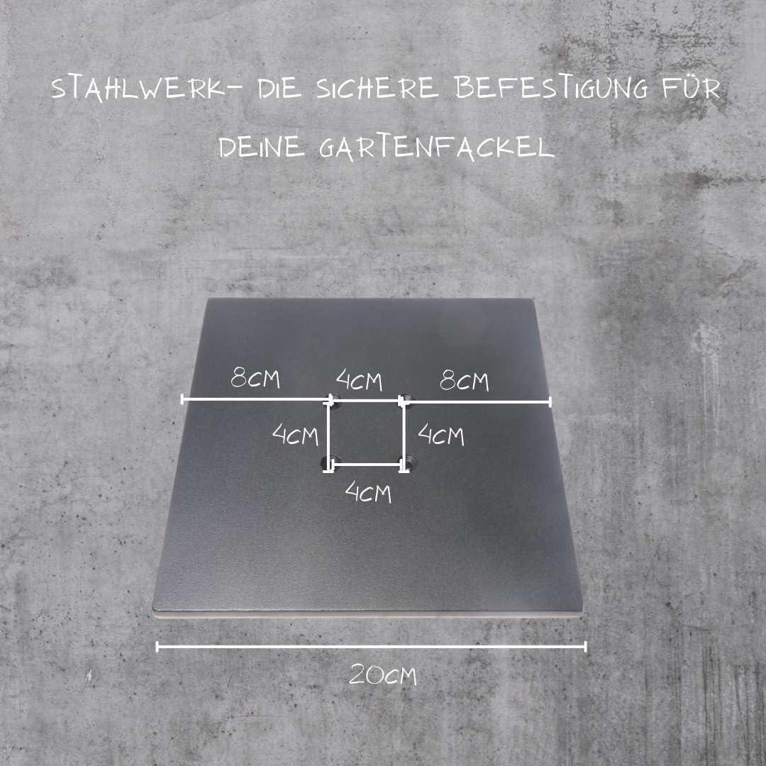 Gartenfackel aus Eichenholz mit Bodenplatte für Lampenöl (Geflammt, 50 cm)