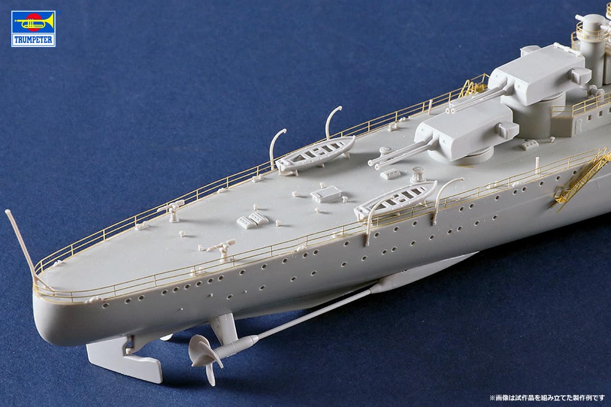 Trumpeter 05381 Italian Heavy Cruiser Pola 1/350 - Kit di modellismo in plastica