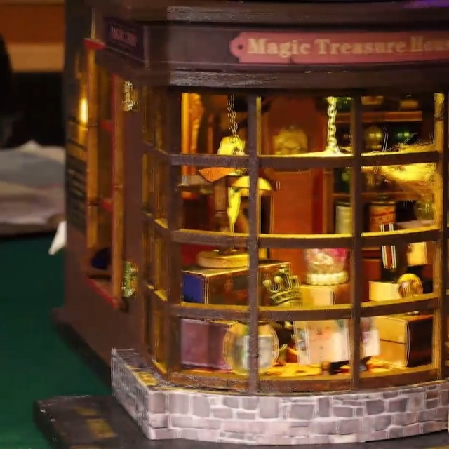 Mostop Kit Maison De Poupée Miniature Holo Magic City Avec LED - Livre Nook Bois Pour Enfants Et Adultes