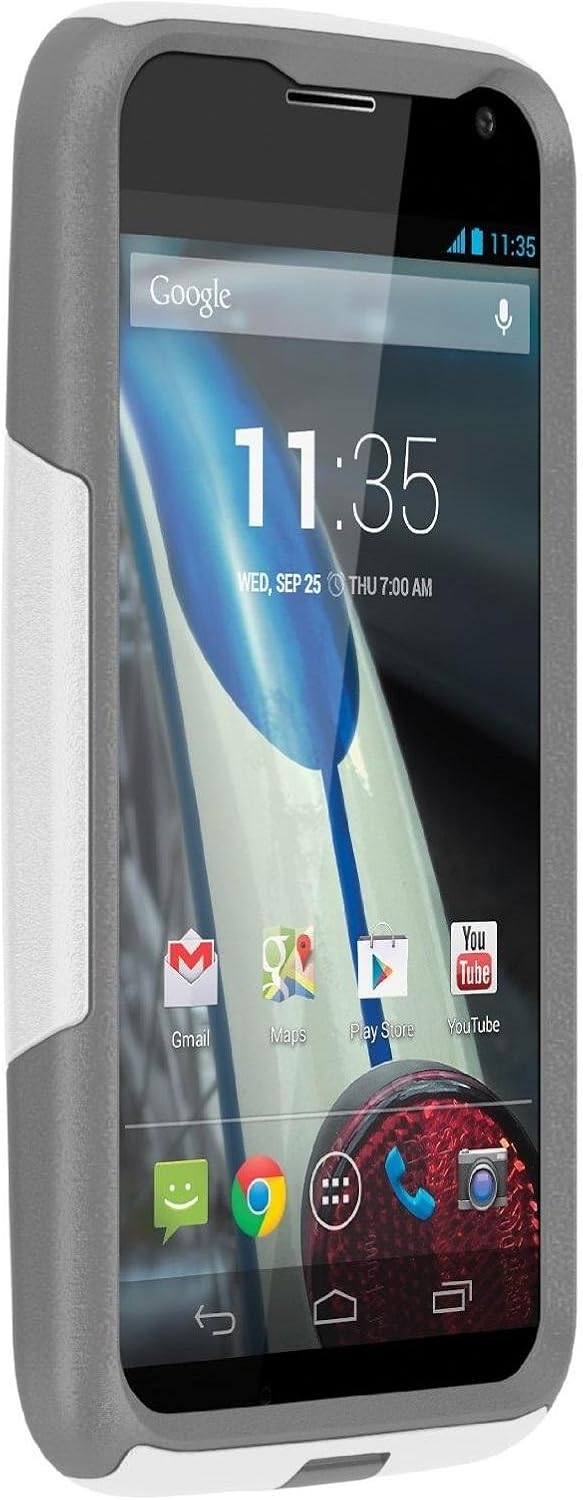 OTTERBOX COMMUTER SERIES Case for Motorola Moto X - Does NOT Fit 2nd Generation - Retail Packaging - White/Gray
