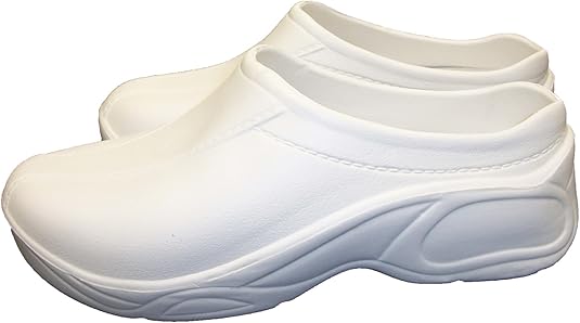 Lightweight nursing clogs Outlet
