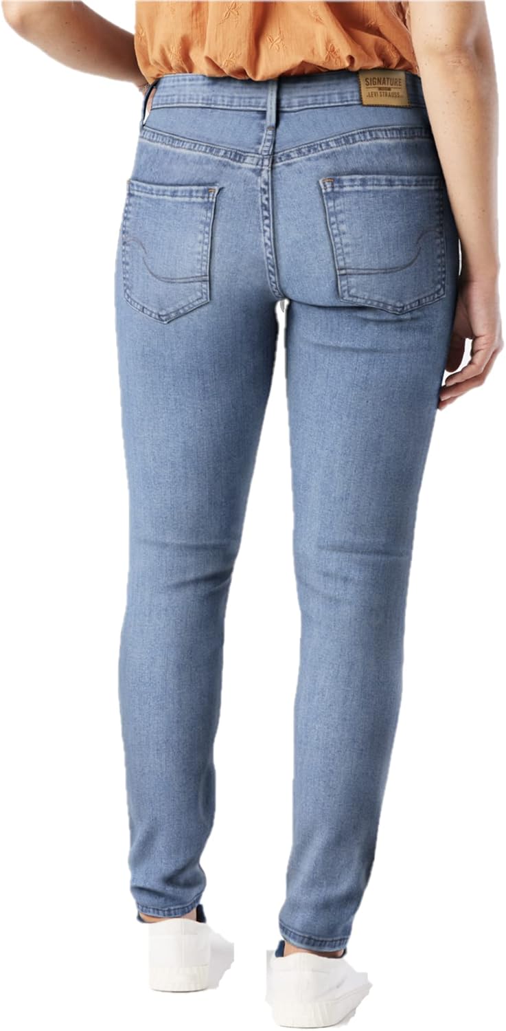 Signature by Levi Strauss & Co. Gold Label Women’s Modern Skinny Jeans (Standard and Plus)
