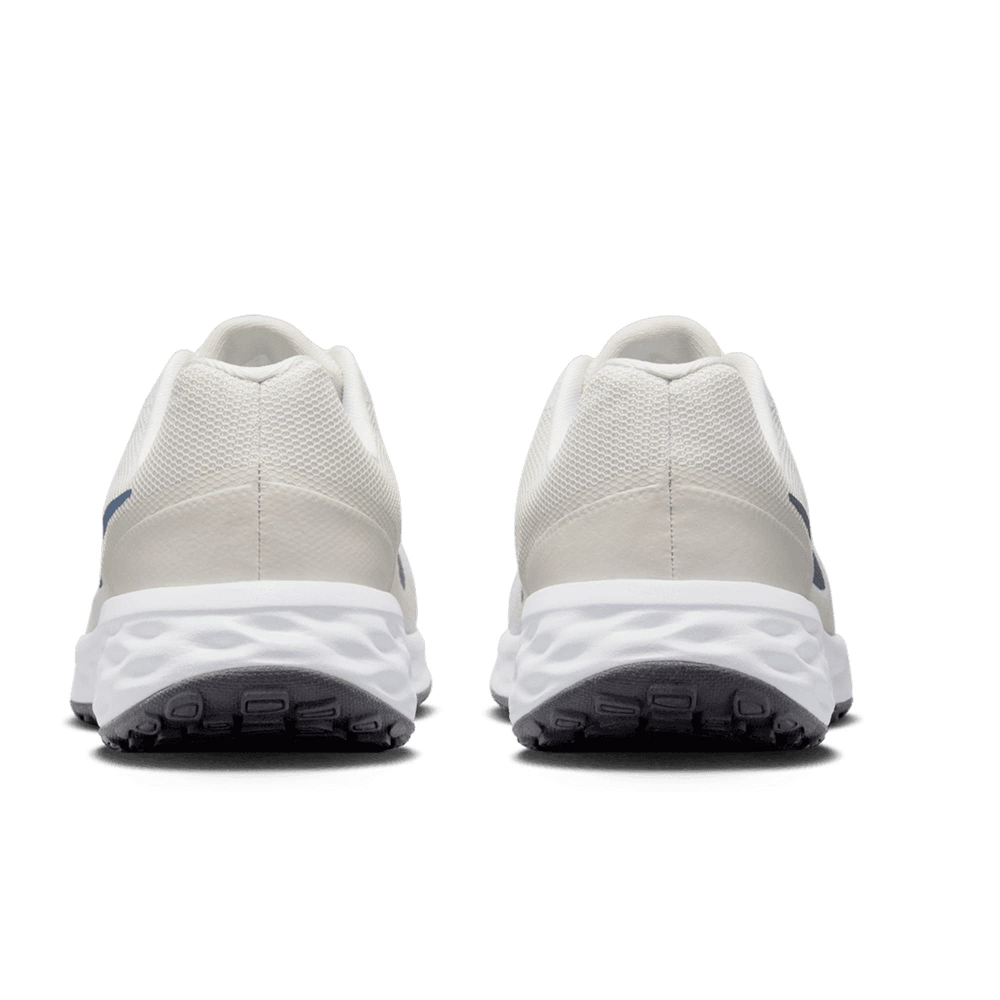 Nike Boy's Revolution 6 Sneaker, 10.5 UK Child