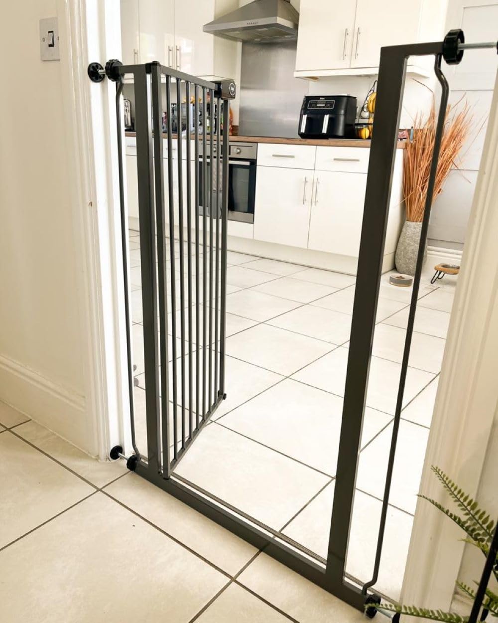 Bettacare Cancelletto Per Cani Extra Alto – 104 Cm – A Pressione – Grigio Ardesia – Adatto A Cani Di Grossa Taglia