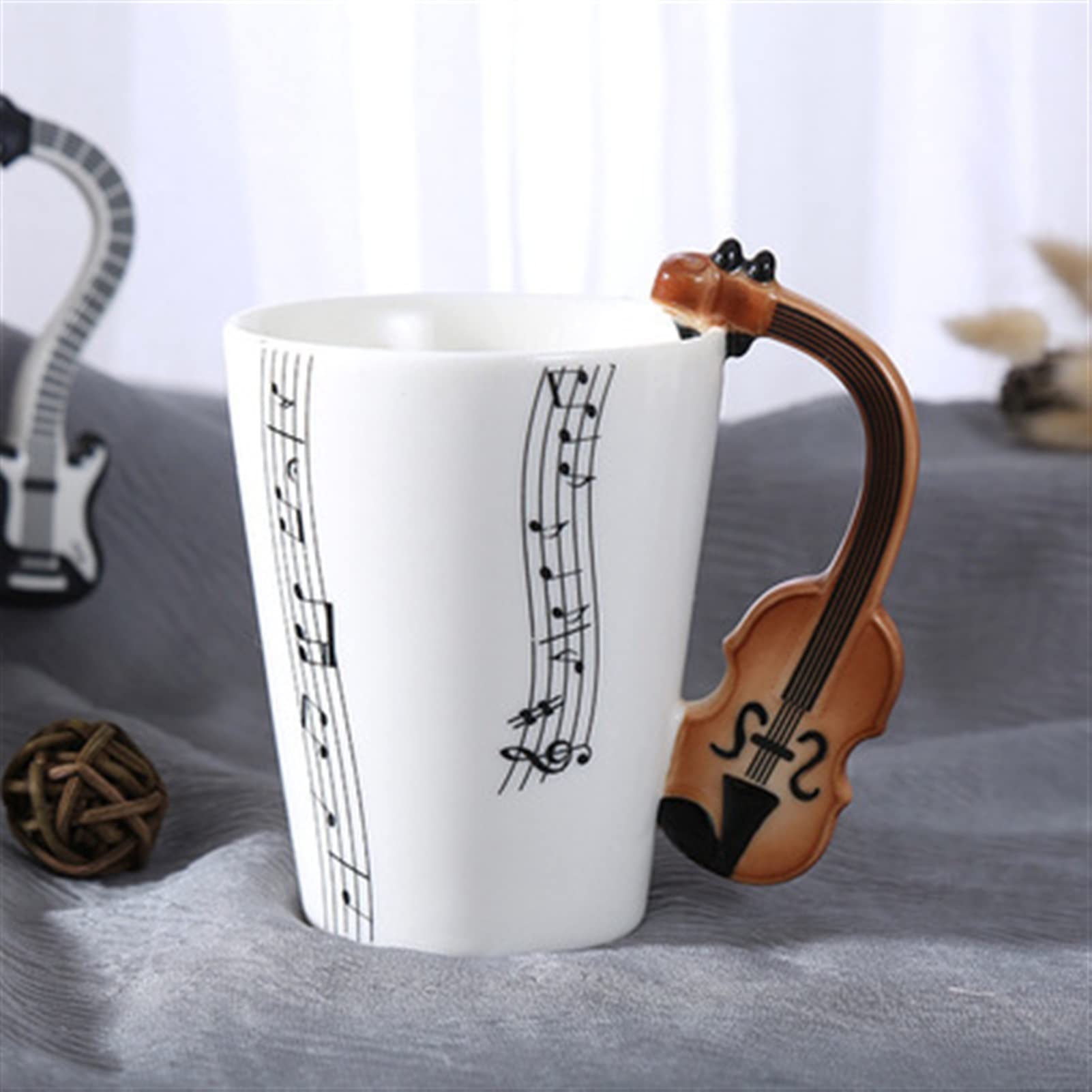 Tazze da tè 370ml MUSICA MUSICA MUSICA Creative Violin Style Guitar Guitar Tazza in ceramica Tazza da caffè Tazza da caffè con manico Tazze da caffè Tazze Novità Regali novità Tazze da infusione