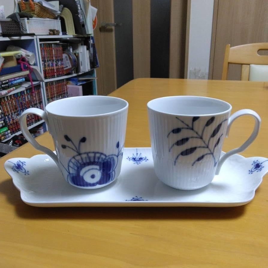 ロイヤルコペンハーゲンフルーテッドメガ4点セットマグカッププレート ロイヤルコペンハーゲンフルーテッドメガ4点セットマグカッププレート