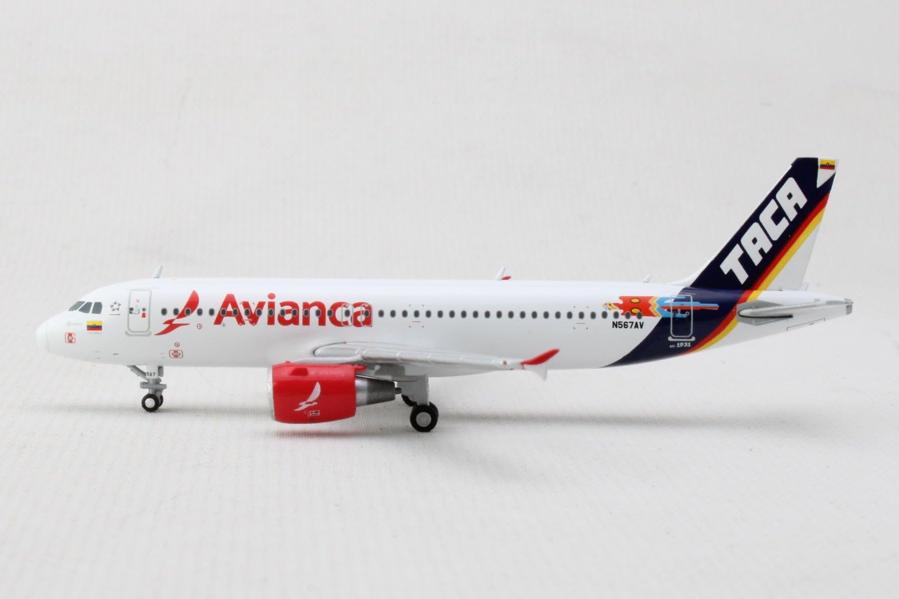 Amazon.com: GeminiJets GJAVA2190 Avianca Airbus A320 Taca Retro
