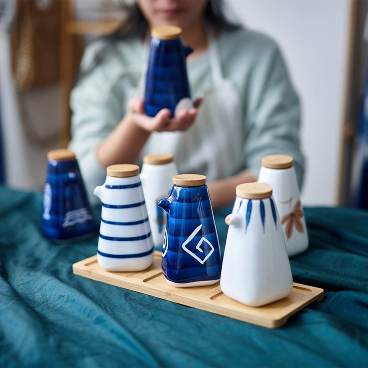 ESNY Bottiglie Dispenser in Ceramica per Olio E Aceto,Bottiglia per Salsa di Soia/Vaso Aceto/Olio D'Oliva/Dispenser per Condimenti in Salsiera Utensili per La Conser C