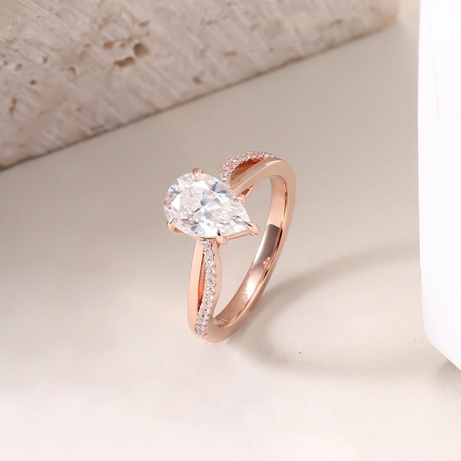 Epinki Prosty pierścionek damski 9-karatowe różowe złoto / 14 karatów/18 karatów 1,5 ct Moissanite białe skręcone kamienie fantazyjne pierścionki
