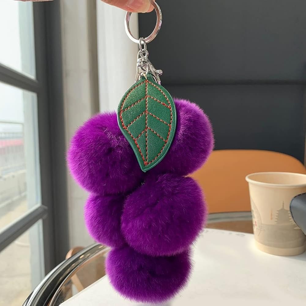 Amazon.co.jp: ぶどうキーホルダー かわいい ふわふわ