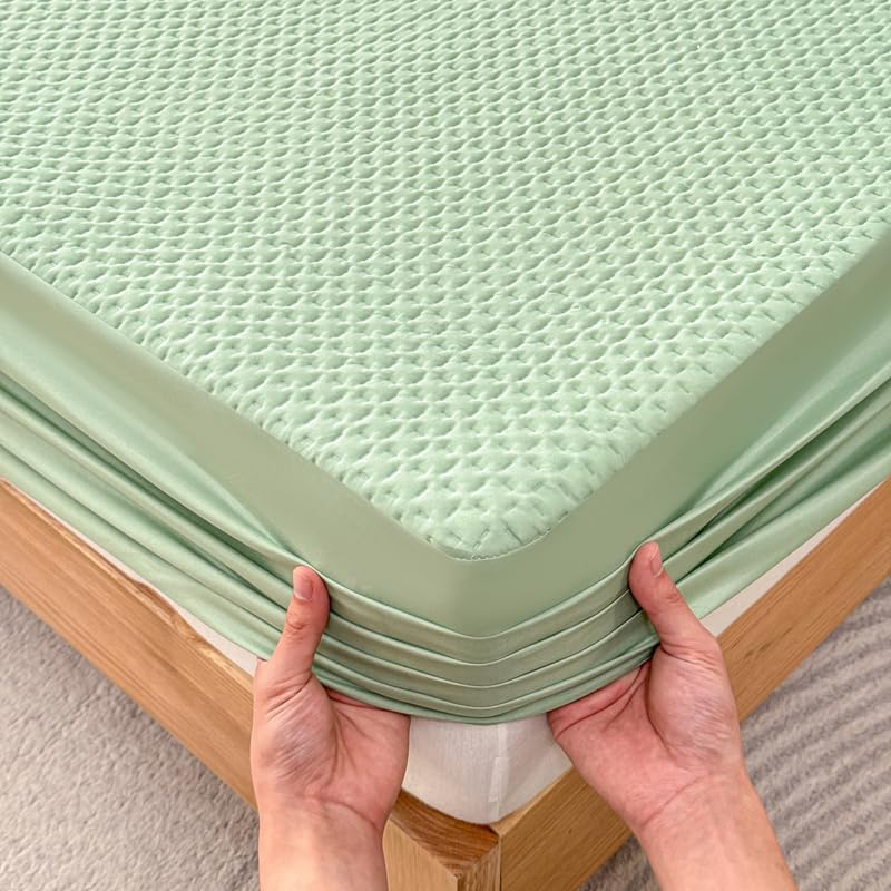 Waterproof Mattress Protector, Breathable Fitted Mattress Pad Cover with Deep Pocket Up to 11'', Noiseless, Anti - Slip, Machine Washable (Green,King 78"x80")