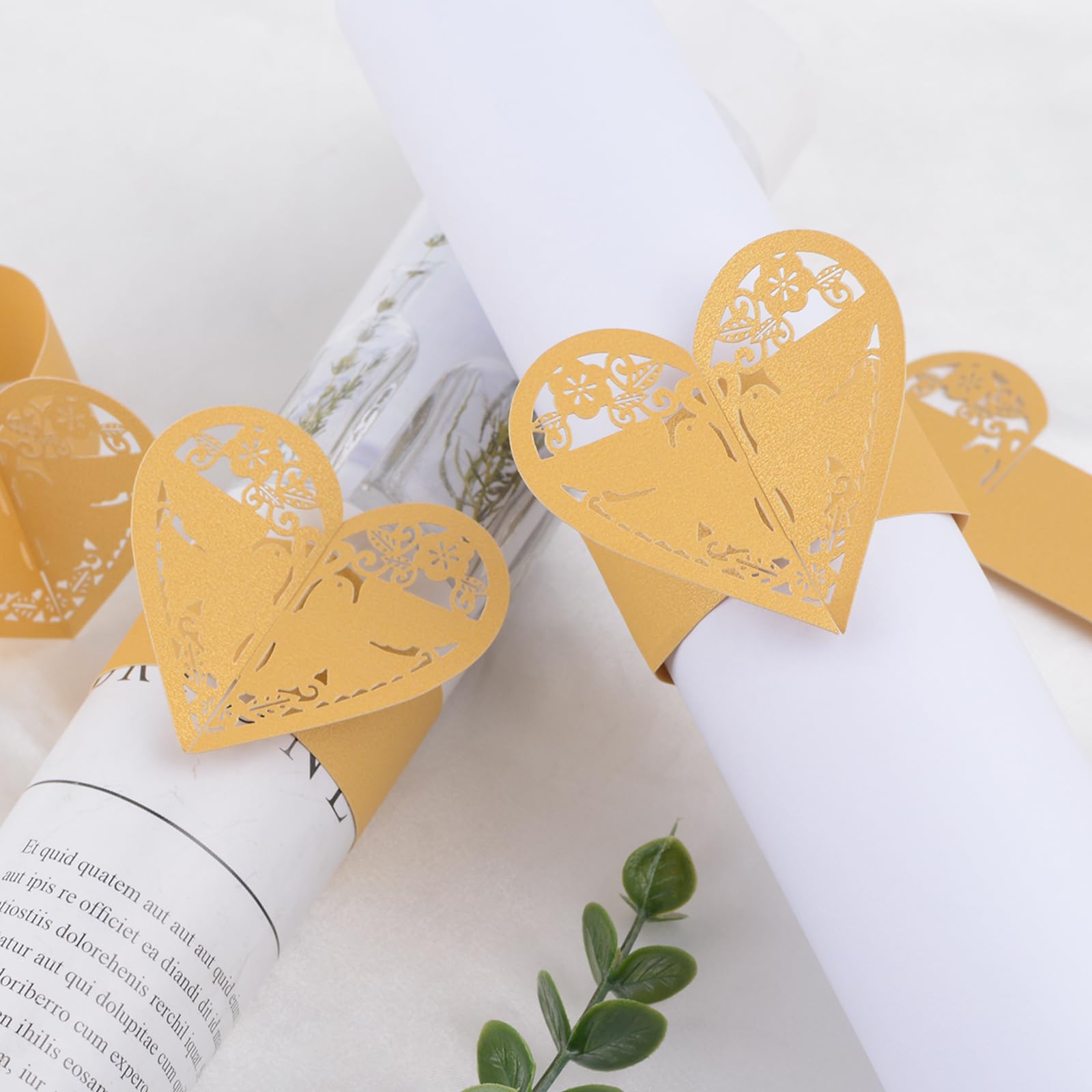 URROMA 50 servilleteros de papel dorado con hebilla de paloma de la paz, cierre de servilleta de corazón hueco para mesa, comedor, Navidad, Acción de Gracias, fiestas, decoración