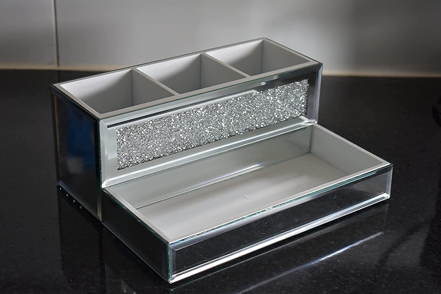 Biznest Crystal Glamour Beauty Box Makeup Brush Holder Organiser Crushed Diamond Jewel Mirror Beauty Box Makeup Brush Holder 25X20X10Cm